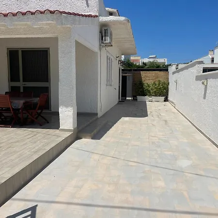 Chiara 토레 라필로